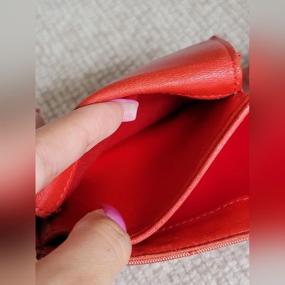 Chanel RARE Travel Line Wallet - Picture 14 of 16